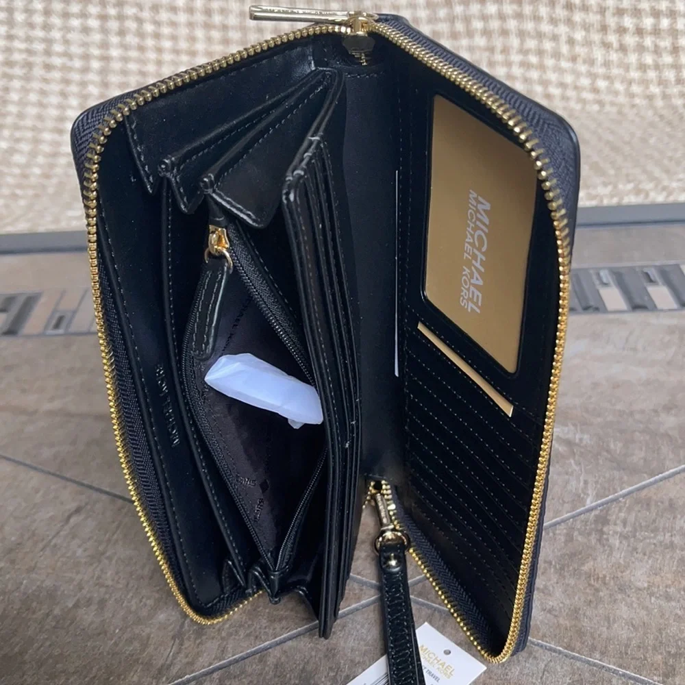 Michael Kors Jet Set Travel Large Travel CONTINENTAL Wallet-Wristlet